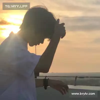 黄婧茵